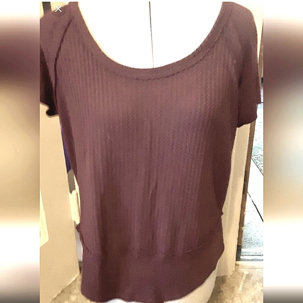 💜5/$25💜 Xl Mudd short sleeve, long top.